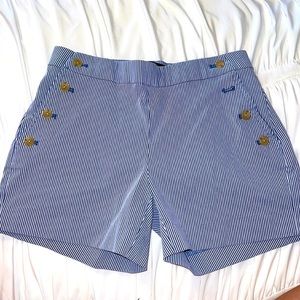 Banana Republic seersucker shorts size 0